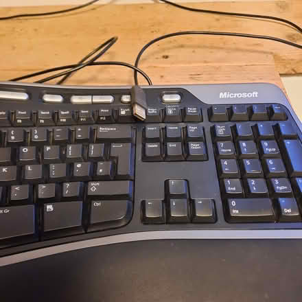 Photo of free Ergonomic computer keyboard (Witton le Wear DL15) #2
