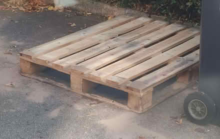 Photo of free Wooden pallet (Emscote Mill CV34) #1