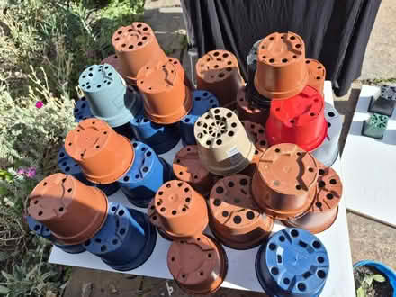 Photo of free Plant pots - different sizes (London N17) #1