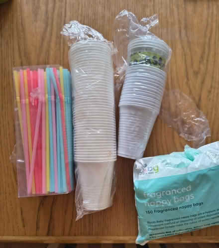 Photo of free Plastic straws, plastic cups, nappy bags (Headington OX3) #1