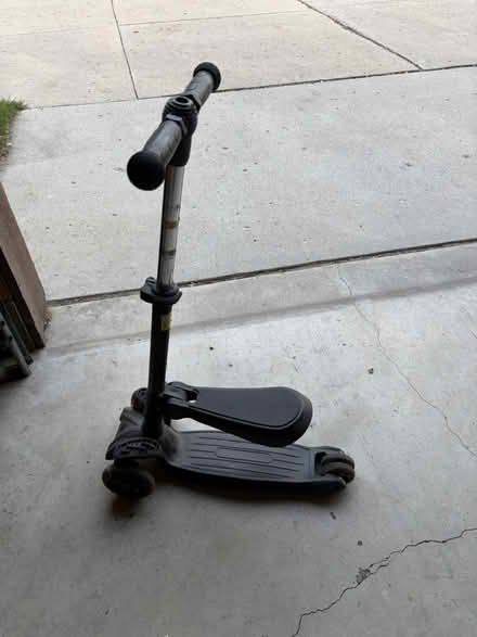 Photo of free Toddler sit and scoot (Near Seven Mile and Farmington) #1