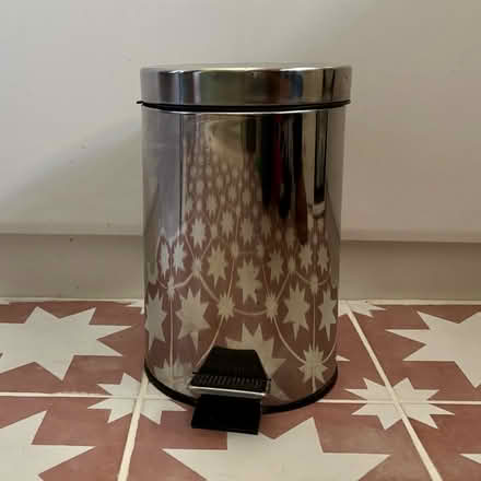 Photo of free Pedal bin (Coombe Dingle BS9) #1