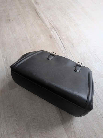 Photo of free Handbag (BH9) #3