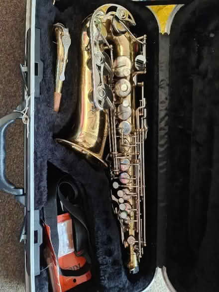 Photo of Beginners alto sax book (Divinity Road OX4) #1