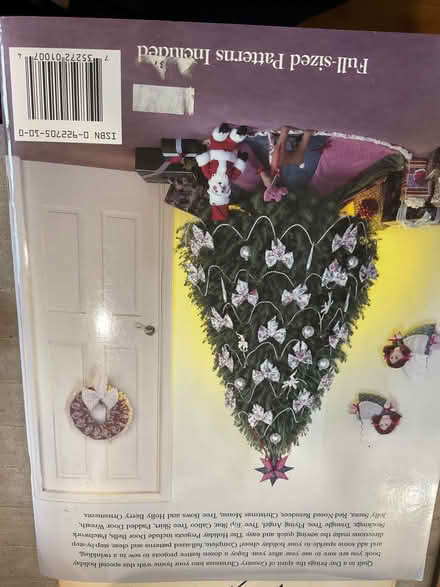 Photo of free craft book - Country Christmas (Chessington KT9) #2