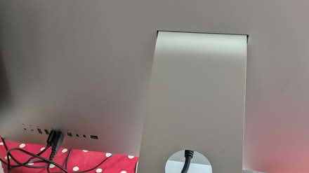Photo of free IMac Desk Top (Clissold N16) #4