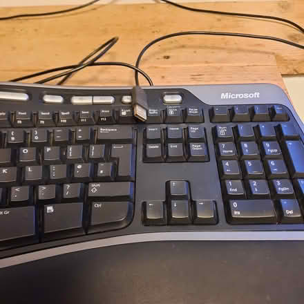 Photo of free Ergonomic computer keyboard (Witton le Wear DL15) #2