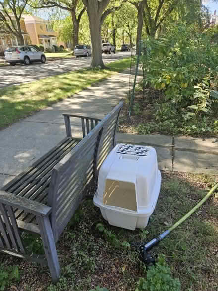 Photo of free Cat box (SW Evanston, 60202) #1