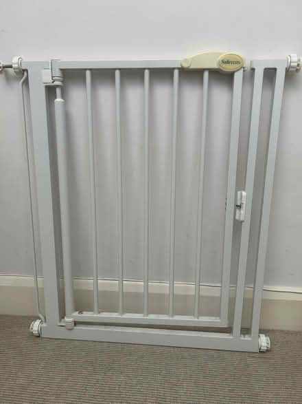 Photo of free Safetots pressure fit child stair gate (Fulham SW6) #1