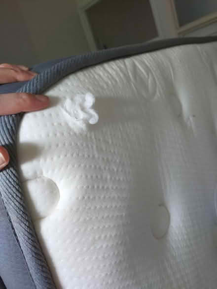 Photo of free Excellent condition! NOA MATTRESS – SUPER KING - barely used (Stroud Green N4) #4