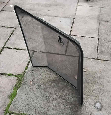 Photo of free Small Fireguard (Broadstone BH18) #2