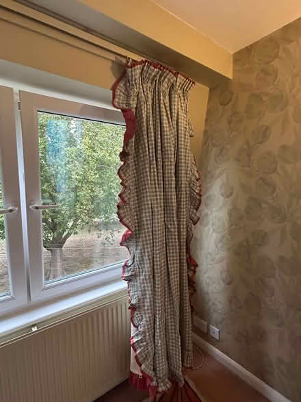 Photo of free Single curtain/Roman blind (Fulham SW6) #2