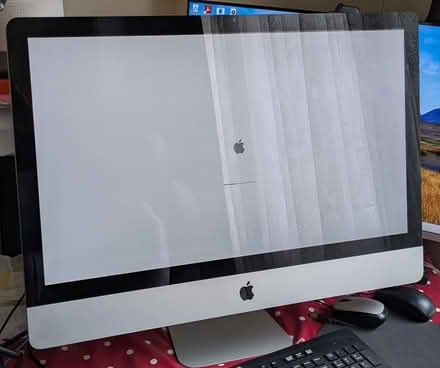 Photo of free IMac Desk Top (Clissold N16) #1