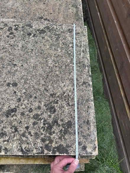 Photo of free Paving slabs 60 cm x 60 cm x 4 cm / 600 mm x 600 mm x 40 mm (Rodbourne SN2) #3