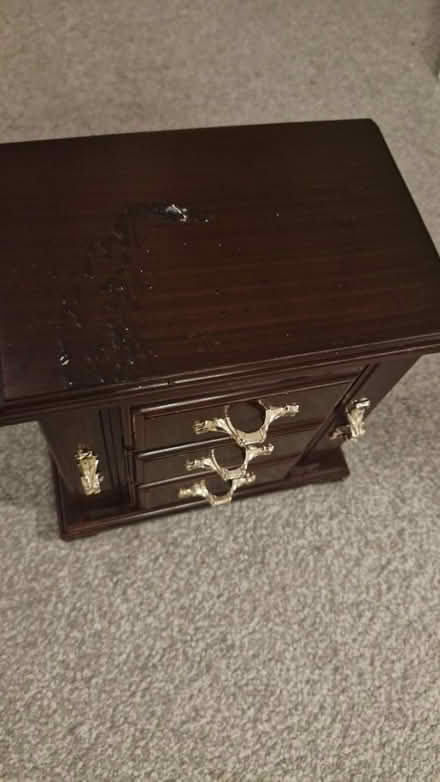 Photo of free Music jewelry box (no sound) (Surbiton KT5) #2