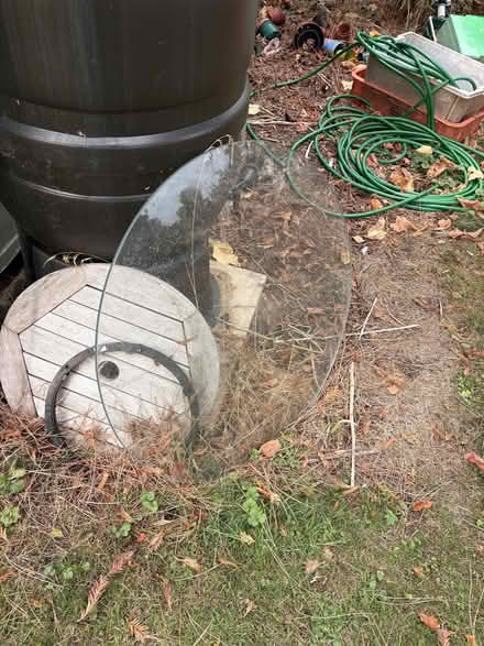 Photo of free Glass. Table top? Circle, round. (Sutton Pools OX14) #1