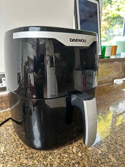 Photo of free Air Fryer (Sanderstead CR2) #1