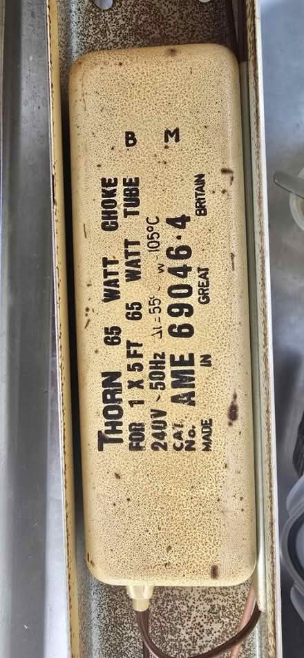 Photo of free Fluorescent ceiling light (Ellesmere Port, CH66) #4