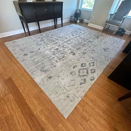 Photo of free 9 x 12 Turkish Rug (Downtown Arlington Heights) #2