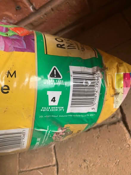 Photo of free Sack of Miracle-Gro compost (Stoke Gifford BS34) #3