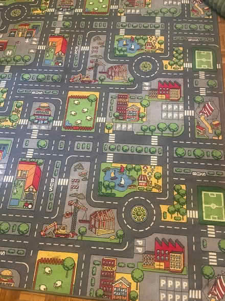 Photo of free Children’s town play mat (Wokingham RG40) #1