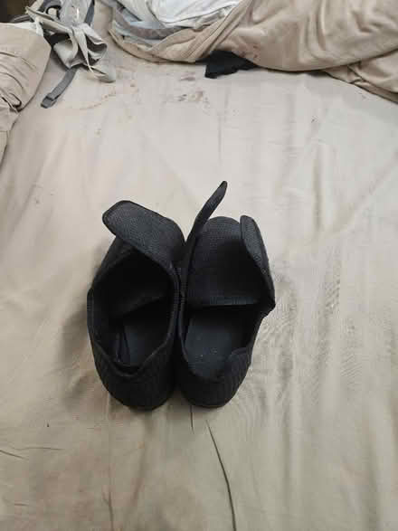 Photo of free Velcro shoes for swollen feet (65 Gifford Ave, Pok, NY) #2