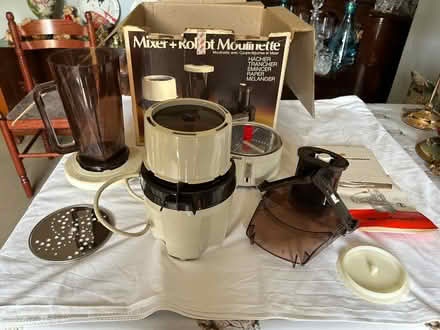 Photo of free Moulinette Super Set (Hereford HR4) #2
