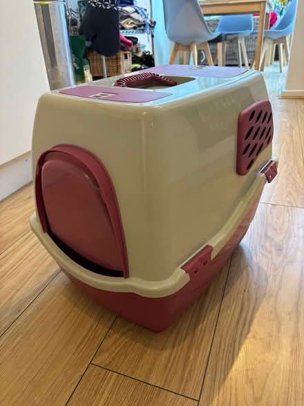 Photo of free Litter tray (Chorlton M21) #1