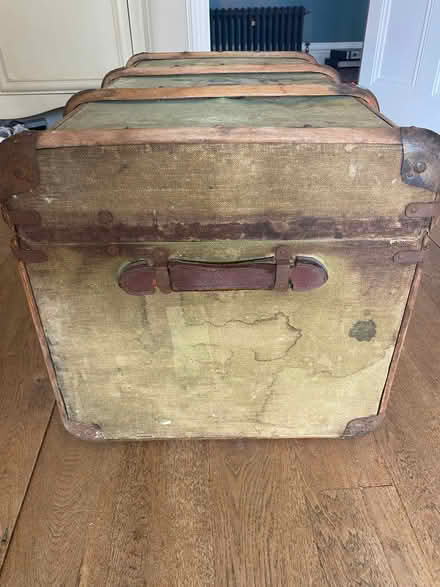Photo of free Vintage Travel chest (Bear Flat BA2) #4