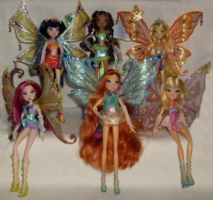 Photo of Winx Club Enchantix 2000s dolls (City Center) #1