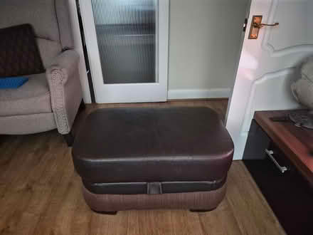 Photo of free Brown leather suite (Barnsley S75) #3