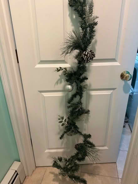 Photo of free Christmas garland (Burlington) #1