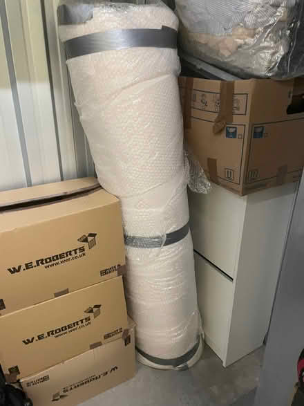 Photo of free King sized mattress topper (North Sheen TW9) #3