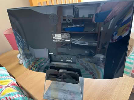 Photo of free Computer monitor/ screen (Surbiton KT6) #3
