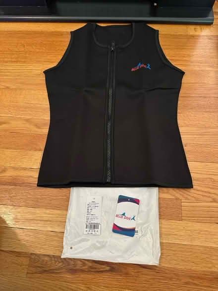 Photo of free Neoprene vest (southwest Schaumburg IL) #1