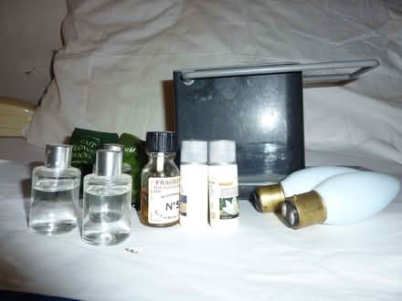 Photo of free utensil tidy, flower food, light bulbs and vaporiser essence (Kingsmead BA1) #3