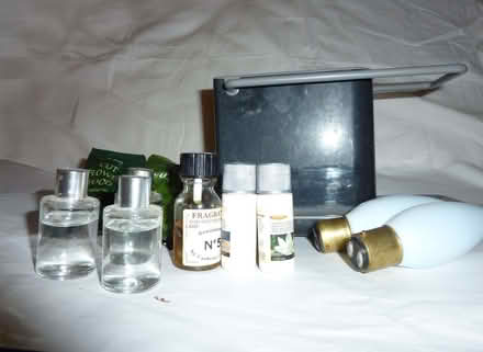 Photo of free utensil tidy, flower food, light bulbs and vaporiser essence (Kingsmead BA1) #3