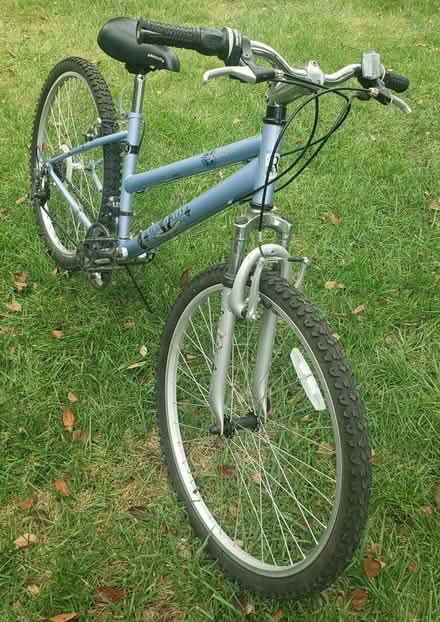 Photo of free Womens Realm Province Lo Mtn Bike (Middletown) #2