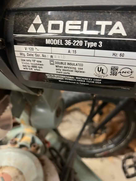 Photo of free Delta 10” compound miter saw (SE AA) #4