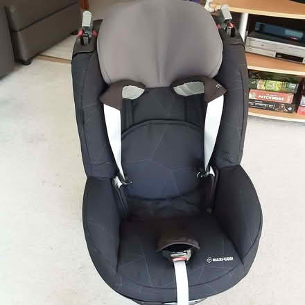 Photo of free Childs Car Seat (Haldens AL7) #1