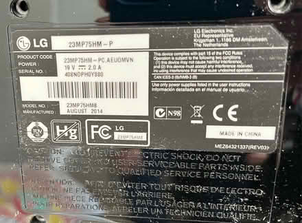Photo of free Computer monitor/ screen (Surbiton KT6) #2