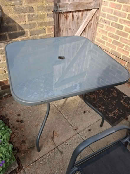 Photo of free Garden table and 3 chairss (Next to Lister hospital..) #1