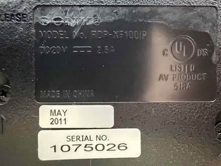 Photo of free Sony portable am/fm radio (Near Wootton High School) #3