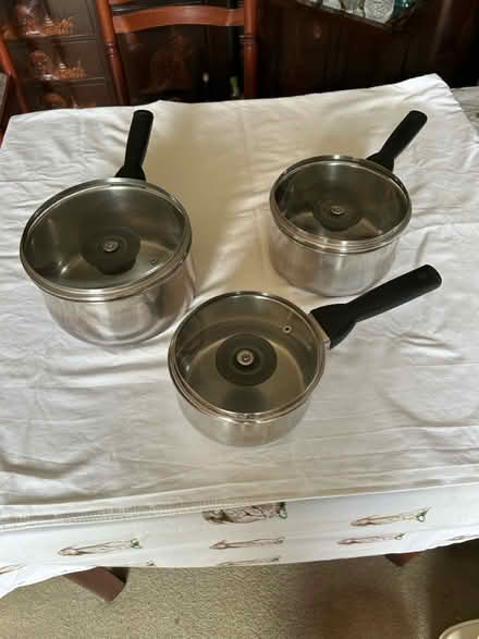 Photo of free Set of 3 Saucepans (Hereford HR4) #1