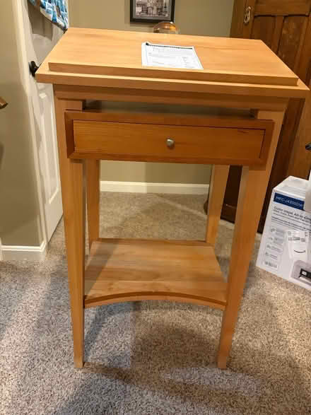 Photo of free Lectern/library stand (Countryside/Sterling) #4