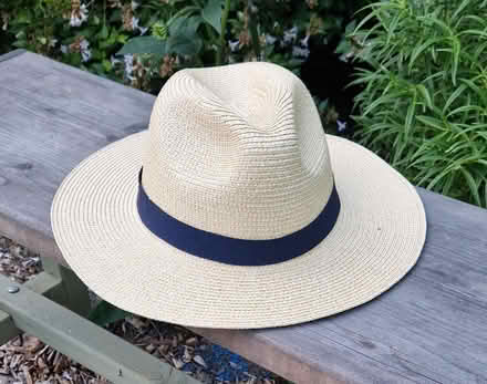 Photo of free Tesco sun hat (Oldends Farm GL10) #1
