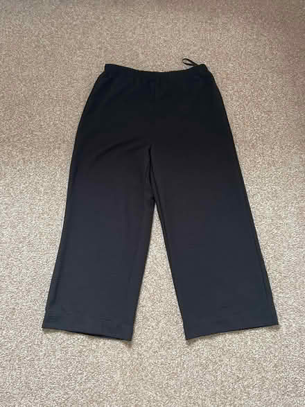 Photo of free Ladies 3/4 length trousers (Appleton WA4) #1