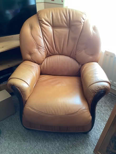 Photo of free Leather sofa and two arm chairs (Tower Hamlets CT17) #2