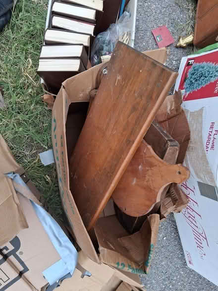 Photo of free Lots of free items (South leach avenue) #1