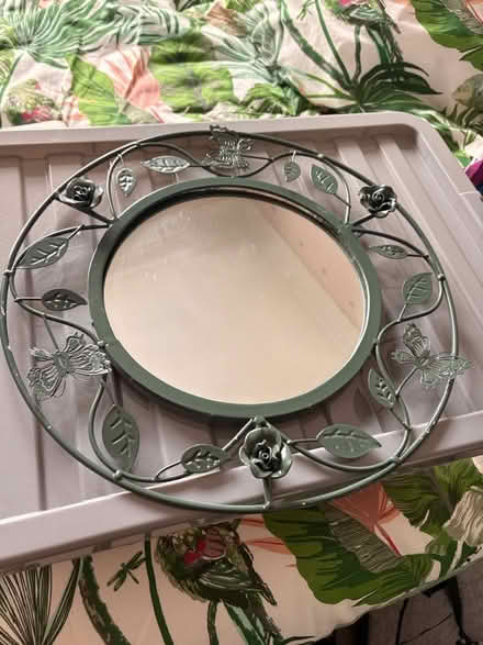 Photo of free Small mirror (Turnford EN10) #1